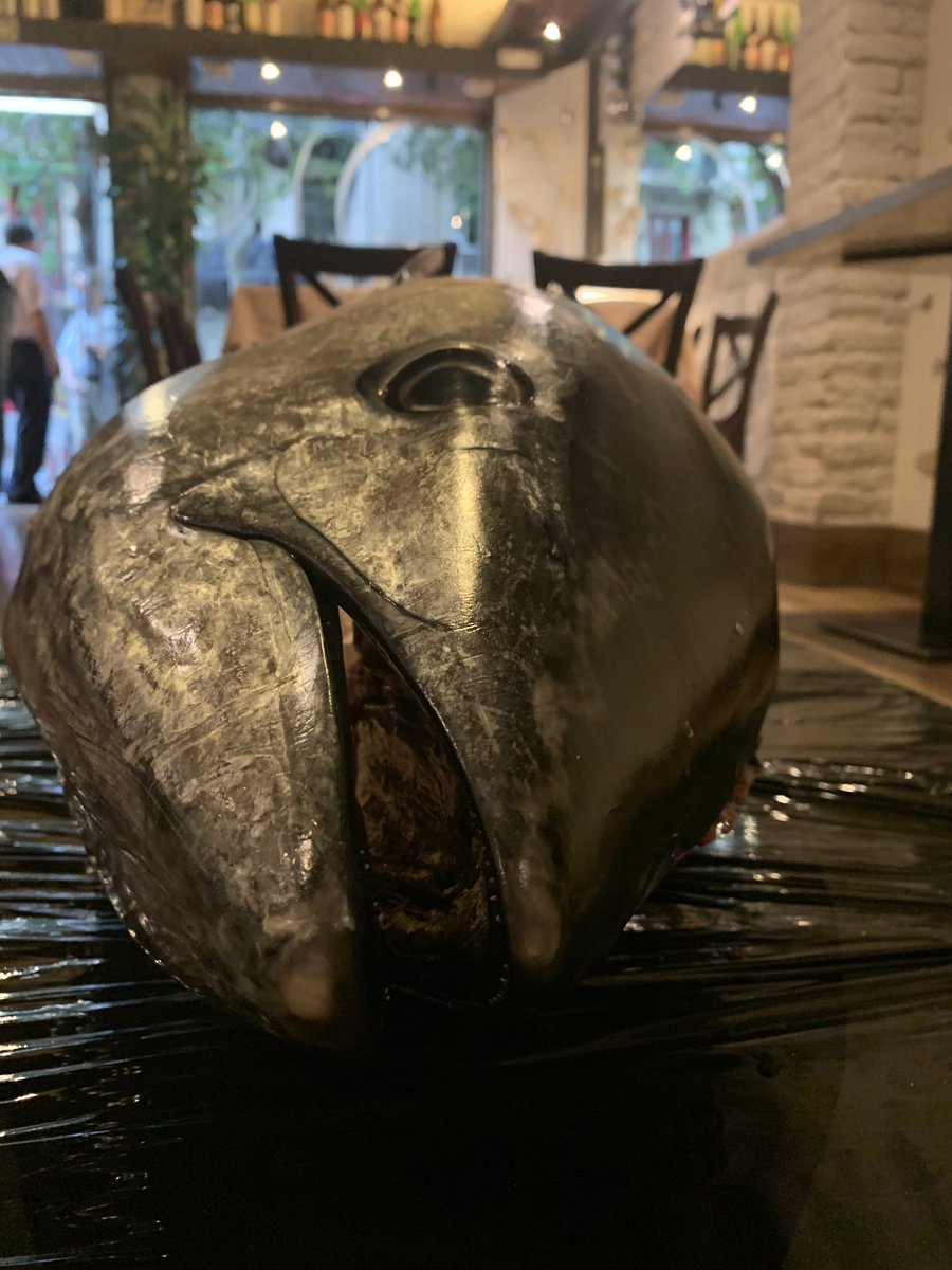 topikrestaurant's tweet photo. Nos reducirán el aforo, nos subirán los impuestos pero que lo que nunca nos quitarán serán las ganas de cocinar y la ilusión de ver disfrutar a nuestros clientes. https://t.co/DzuuFqJMES