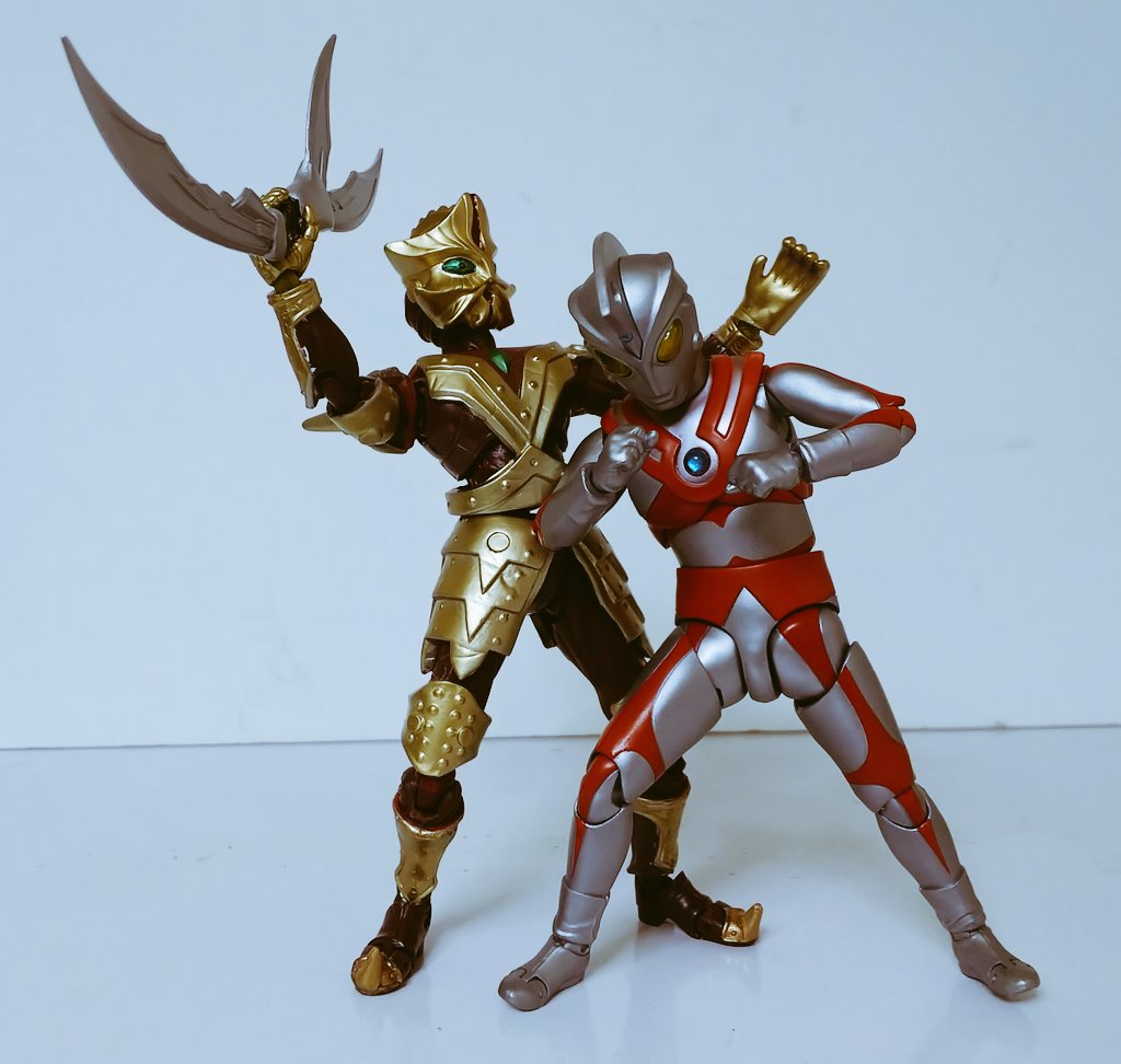 ট ইট র ベンジャミン22 フィギュアーツ ウルトラマンa フィギュアーツ改造 エースキラーと ベンさんのブンドド ベンさんのお造り T Co Sdqs0tjftb ট ইট র