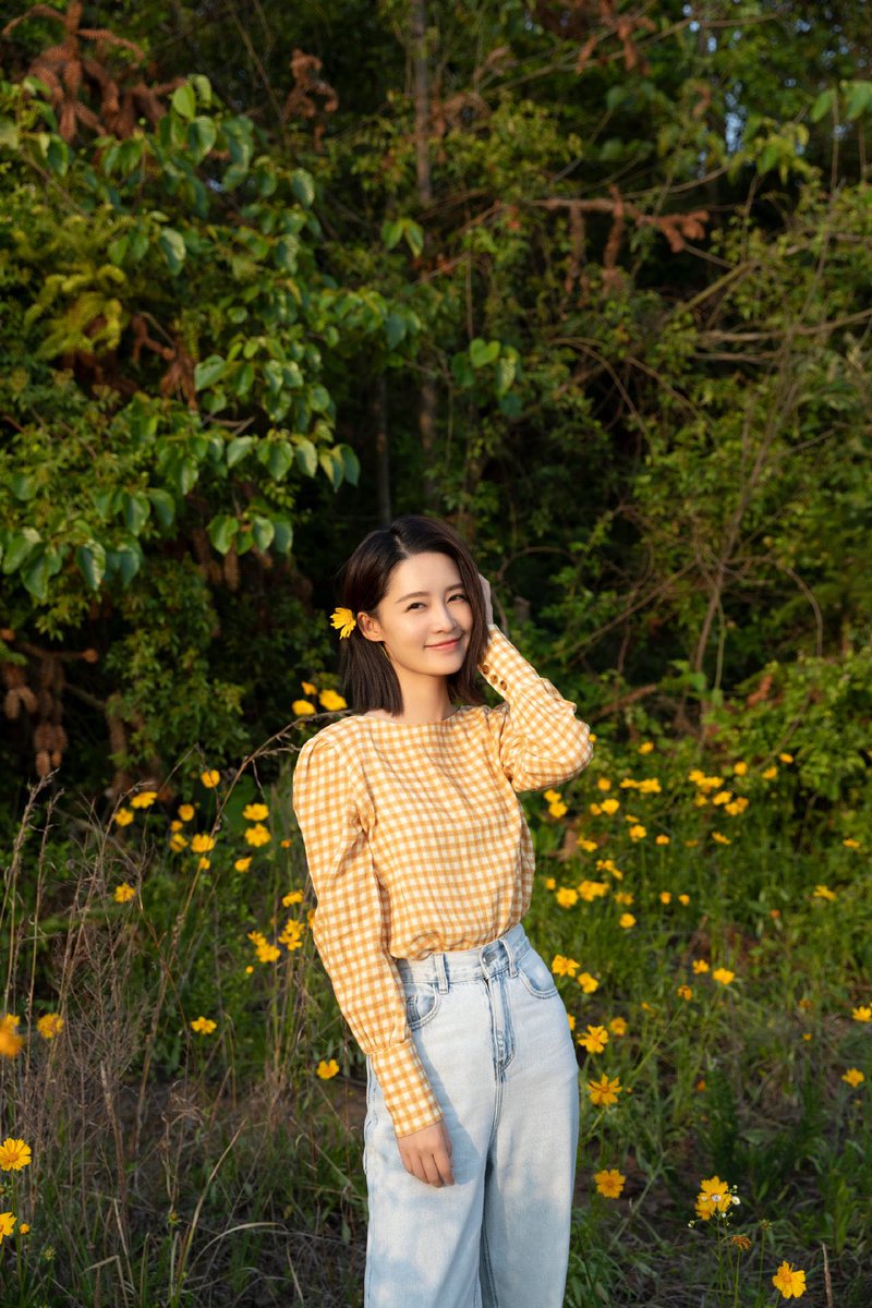 liqins_'s tweet photo. 200719 #liqin #李沁⋆ studio weibo update

❝ qin inventory｜a little orange in the galaxy of the blue skies 🍊​❞ https://t.co/cqI88JsgTr