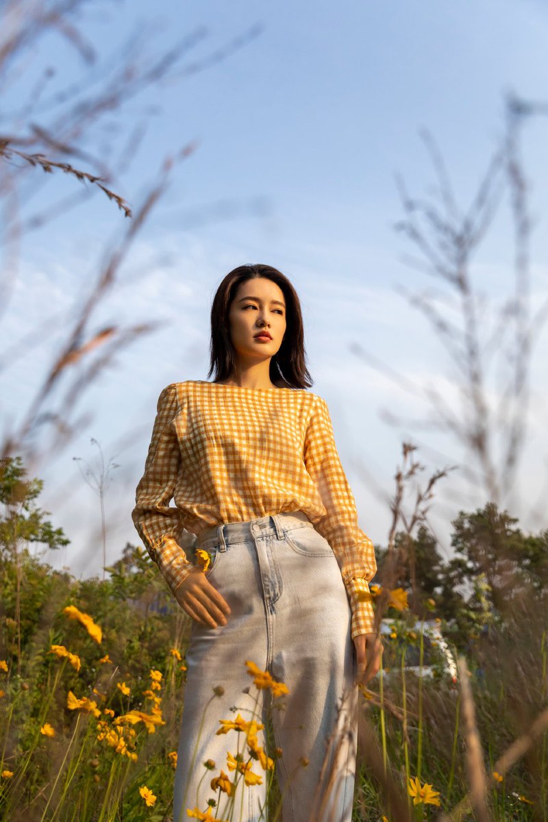 liqins_'s tweet photo. 200719 #liqin #李沁⋆ studio weibo update

❝ qin inventory｜a little orange in the galaxy of the blue skies 🍊​❞ https://t.co/SAHEJTvxrb