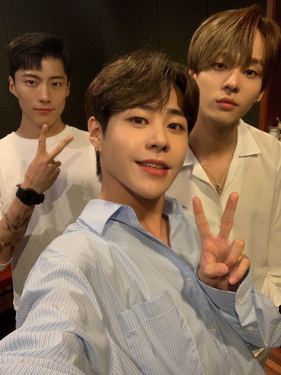 IMFACTofficial's tweet photo. ❤이프와 함께한 영상통화 이벤트❤
이프 덕분에 좋은 추억 만들어서 행복했습니다!!

#임팩트 #IMFACT #IF https://t.co/sxDxqCY4qi
