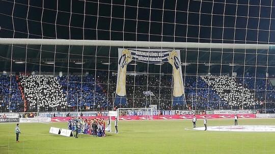 Süper Lige Hoşgeldiniz!
<a href="/Erzurumspor/">Erzurumspor FK</a> <a href="/erzsporlularorg/">Erzurumsporlular Grubu</a> <a href="/dadaslargrubu/">Dadaşlar Grubu</a>