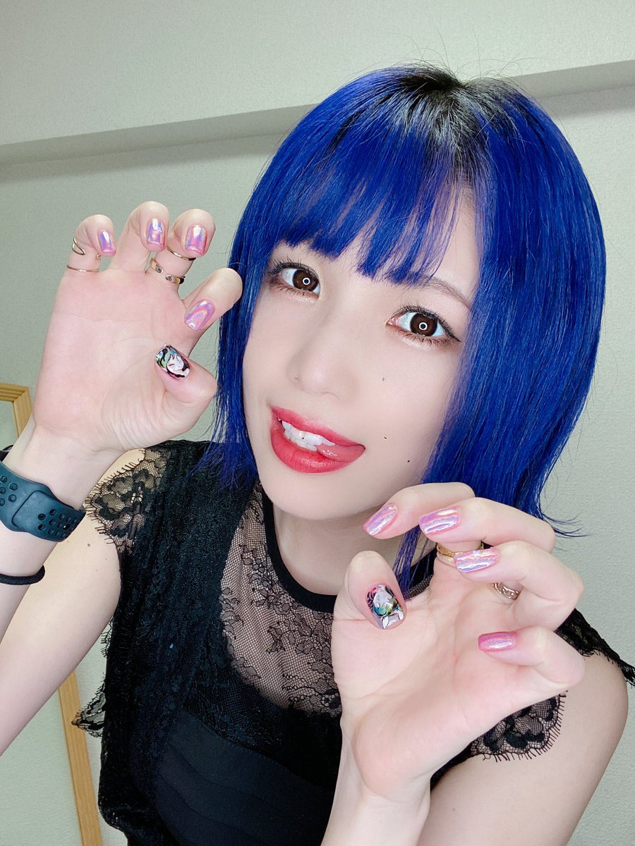 Heshteg うる星やつらネイル U Tvitteri