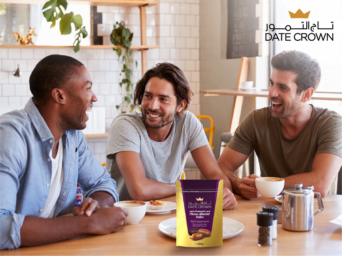 DateCrownUAE's tweet photo. استمتع بوقت القهوة مع أصدقائك وتمور باللوز والشوكولاتة من تاج التمور!
#ProudlyEmirati #PremiumDates #DateCrown #Dates #ChocolateDates #Almond #Breakfast https://t.co/VOzfiCW9Gd