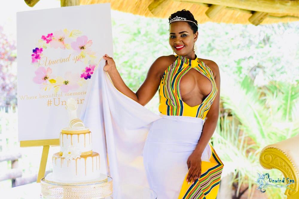 MandisaFashion's tweet photo. Suzishintsha to fit the fashion...shintsha i fashion to fit u. #MMDesigns is open for business. DM to place an order. https://t.co/IJfNaGYmVg