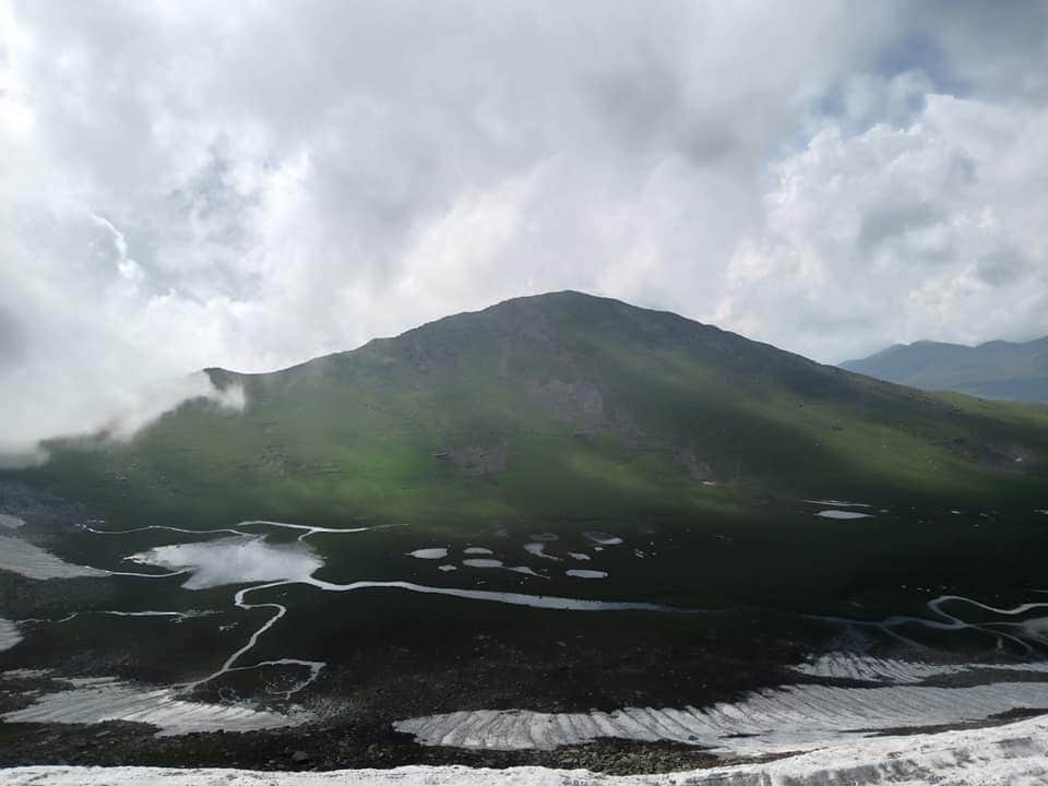 ARIFQUR10278306's tweet photo. 6 (Chay) Sari Marag between #Jang Wali Marag and #Satee Marag (Pir Panjal). https://t.co/bEL7k52oEj