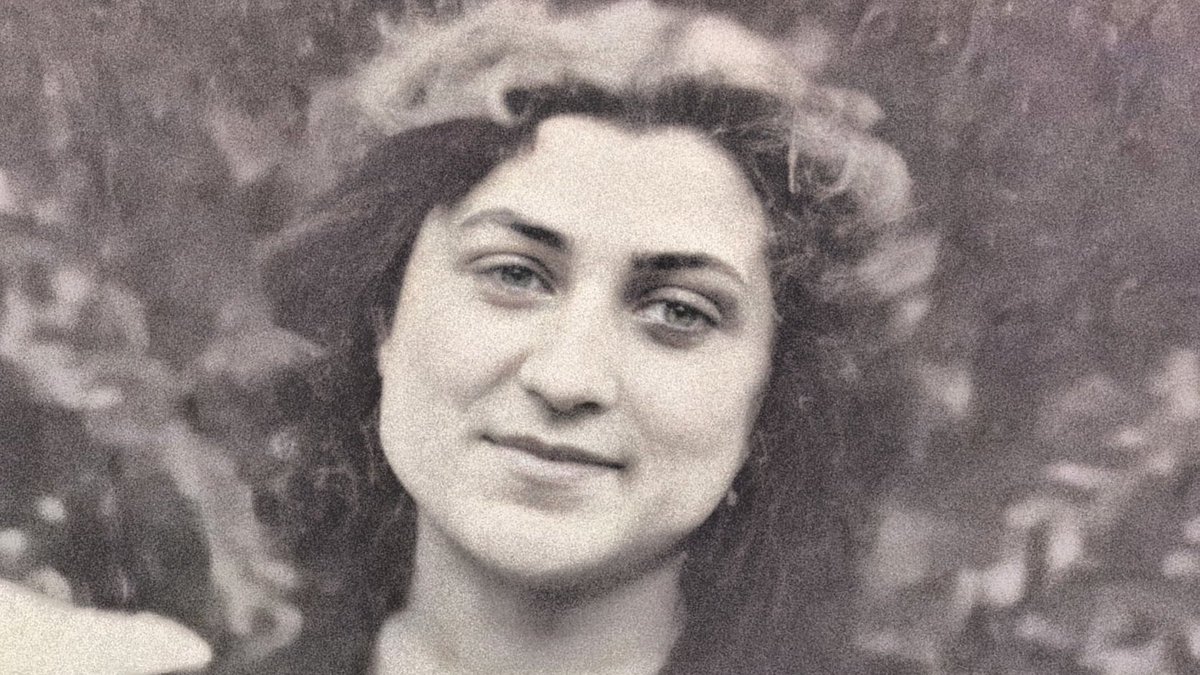 Yaralı doğar bütün insanlar, anlaşılmak, sevilmek, sevecenlik dilenir ömrünce. 

#LeylaErbil