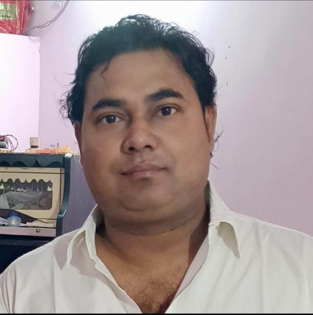 माननीय CM@NitishKumar जी विश्वव्यापी कोरोना महामारी में अपने फर्ज निभाते हुए बेगुसराय जिला के चेरियावरियारपुर प्रखंड के प्रखंड सूचना प्रौद्योगिकी सहायक अमित कुमार की प्रखंड सह अंचल कार्यालय में देहांत हो गया 
#BiharFightCorona
#PMO
#NitishKumar
#BPSMS
#CMOBihar
#PRDBihar
#RIP