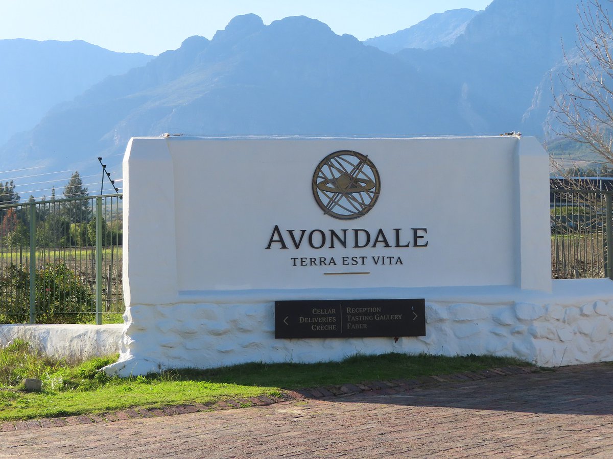 ShopperSAfrica's tweet photo. Warm the soul with a “coffee to go” at Ochra Store, Avondale Wine Estate! #OchraStore #CoffeeToGo #cappuccino #Coffee #Paarl #Winelands #AvondaleWineEstate #TravelBugSA #MeetOurSouthAfrica #ShopperSA #BuyLocal #NaturesPantry https://t.co/1cOruRVNR5 https://t.co/paauR0lCdU