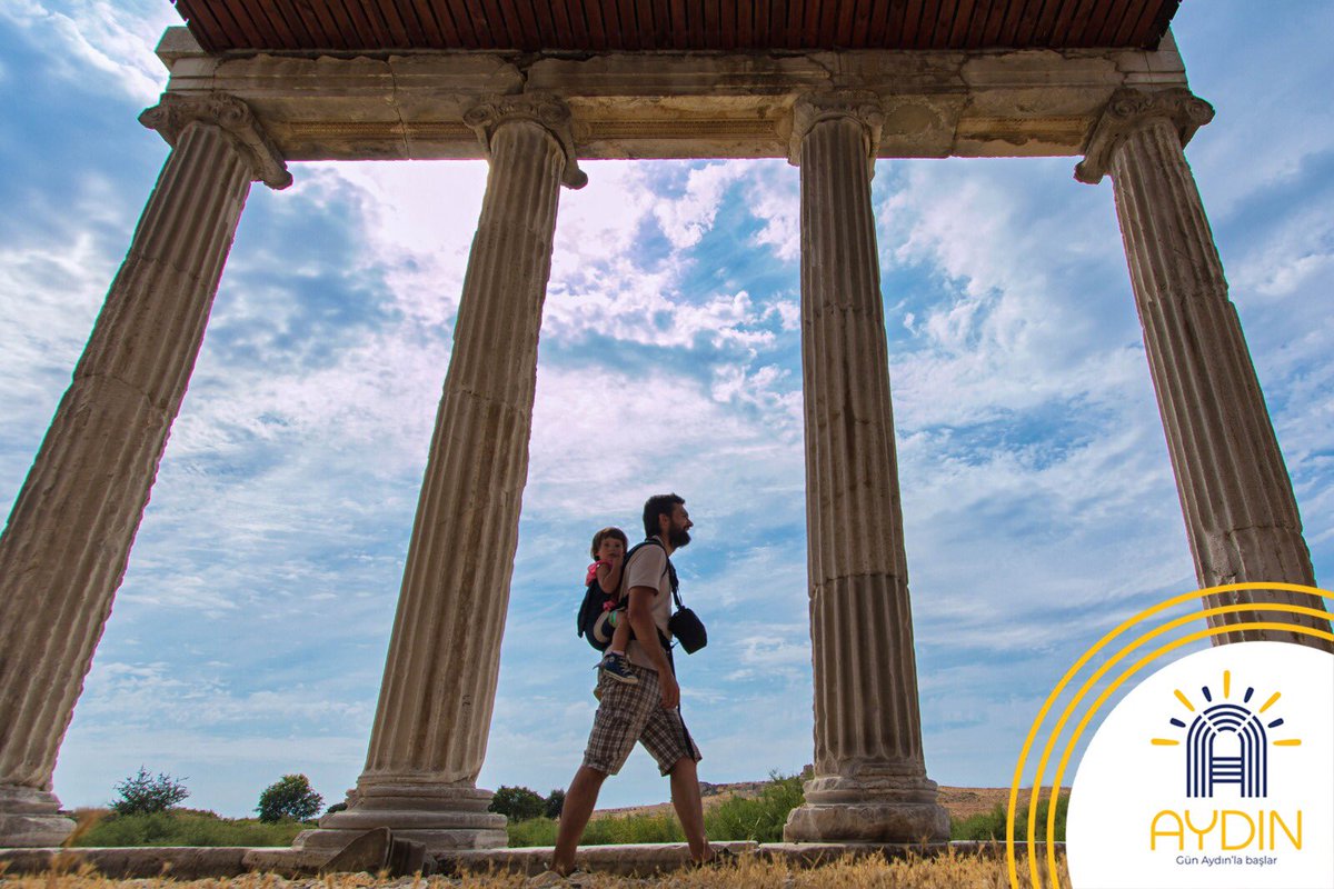 visit_aydin's tweet photo. Antik Çağın önde gelen bilgelerinin yetiştiği Aydın toprakları, sizleri derin bir entellektüel yolculuğa çıkaracak. #TariheGünAydın #VisitAydın #GünAydınlaBaşlar #Aydın https://t.co/m3xEn7NCA6