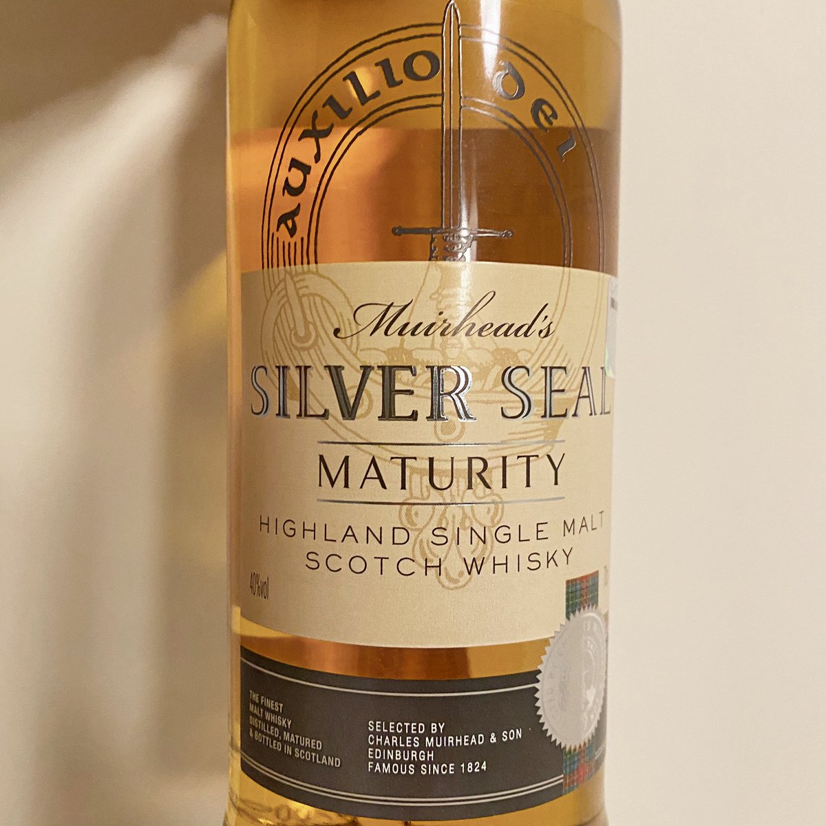MaltRebel's tweet photo. Not the worst single malt #whisky I’ve ever tried, but very close. Given that it tastes like a new make I assume it’s a 3yo stuff matured in 22nd fill casks. https://t.co/tyzEhVlSlV