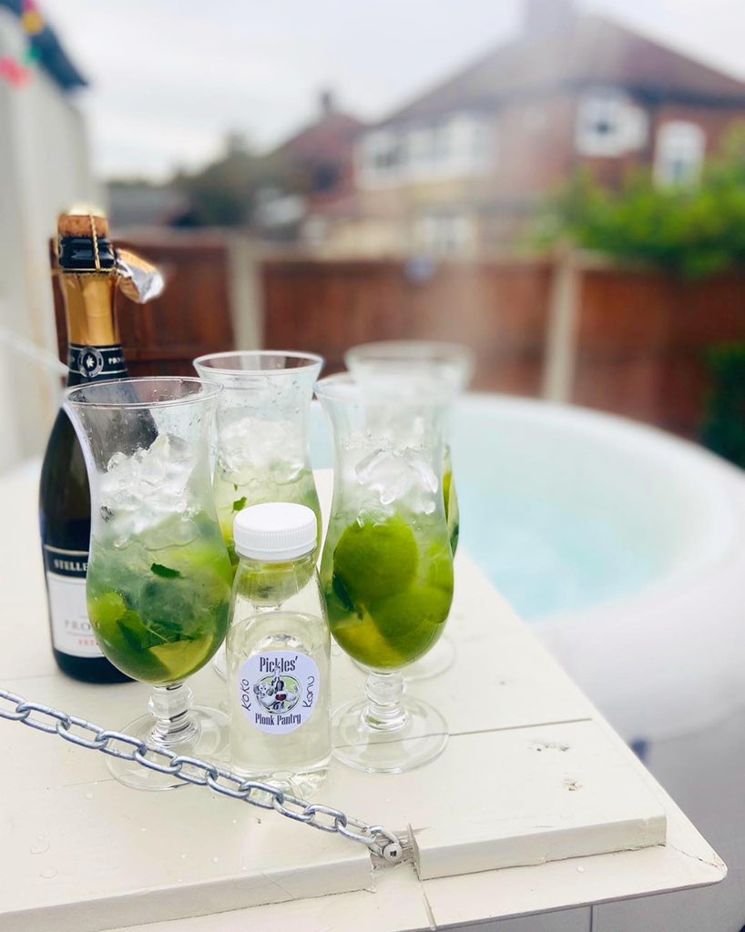 thepickled0live's tweet photo. The Pickled Olive at home. 

Cheese, Charcuterie and Cocktails to enjoy at home. Let’s hope the sun stays out 🤞🏼 

Open until 6pm this evening. 

#thepickledolive #picklesplonkpantry #cheese #charcuterie #cocktails #takeaway https://t.co/xppbtq11d0