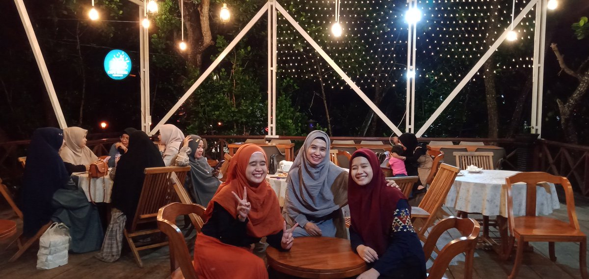 anasriwatin's tweet photo. Alhamdulillah kutitipkan kedua anakku hanya kepada Mu Ya Allah  ❤❤❤ berilah mereka kesehatan dan umur panjang serta Lindungilah mereka dimanapun dia berada... Aamiin YRA 😇😇 https://t.co/I9kjwGU8Lc