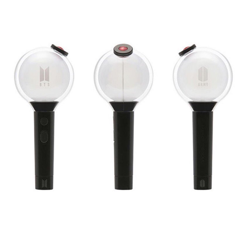 jellypearshop's tweet photo. พร้อมส่ง📌
มี่บอมสเปเชี่��ล💜✨ ของครบ 1790 บาท 
ลทบ.40
Ems.60

#พร้อมส่ง #ตลาดนัดรถไฟบังทัน #บังทันเป็นวงตลก #BTSARMY #dek63 #dek65 #dek67 #ตลาดนัดบังทัน #หารของบังทัน https://t.co/McNKMzk1ZW