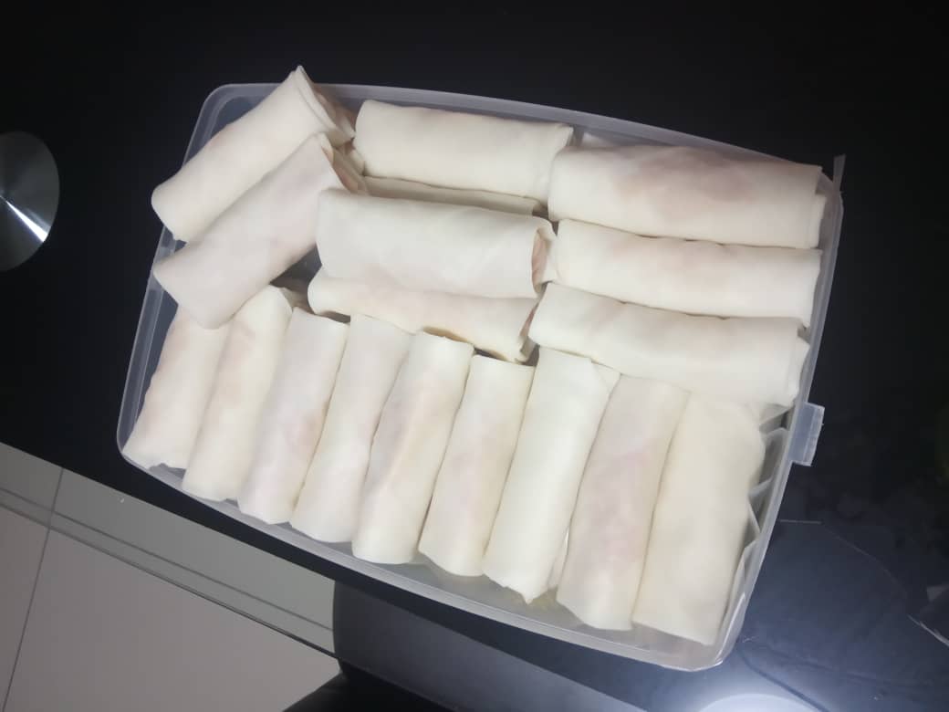 PopiaF's tweet photo. Ready for tomorrow's orderr💪

Mari sesiapa yg nak merasa popia ayam cheezy², boleh dm

COD area bukit jelutong,shah alam dan berdekatan ya. Harga cod mengikut kawasan😊 https://t.co/iA9kuLGYsO