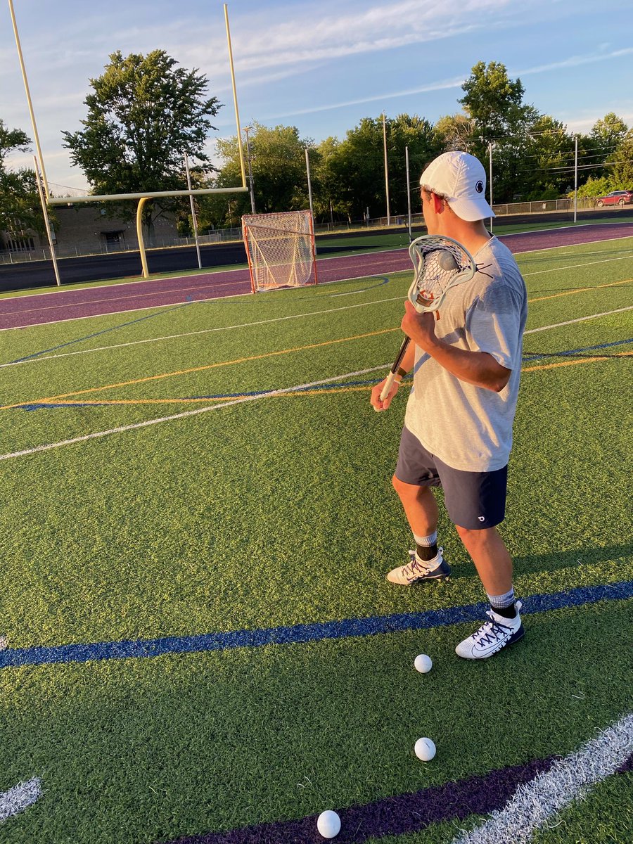 publicdiv's tweet photo. Looking forward to seeing @IanMacKay_94 pull up on PLL Island with his pD Ramp Shorts! #StoriedKnit https://t.co/RnbKcAaFdd