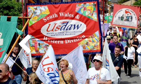 elaine246810's tweet photo. Celebrating @TolpuddleFest solidarity with brother and sister trade unionists #keyworkers #stillclapping #Tolpuddle2020 https://t.co/2PKaCEOjRO