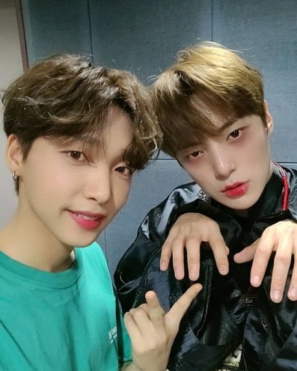 NEW190720ARTICLE | | HYUNGWON×MINHYUK NAVER  https://n.news.naver.com/entertain/article/109/0004243847 (react, recommend & share)  DAUM  https://entertain.v.daum.net/v/20200719201917957 (like & share) #HYUNGWON  #MINHYUK  #형원  #민혁  #MX_Naver @OfficialMonstaX