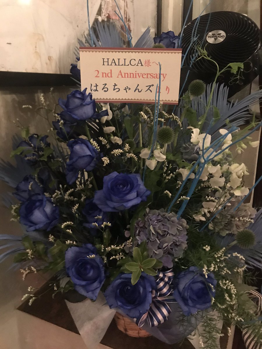 hallca__jp's tweet photo. YouTube LIVE 50回記念放送、一部も二部もありがとうございました🌹
久しぶりの生ライブめっちゃ���しかったし、PR BARに皆んなを招待できて嬉しかった🥳✨
くまちゃんのギターも最高やったね🎸
来週でソロ活動2周年!
まだまだお知らせできてないことが沢山あります☺️
ワクワクして待っててね🕊
#PRBAR https://t.co/GQp8diXuqH