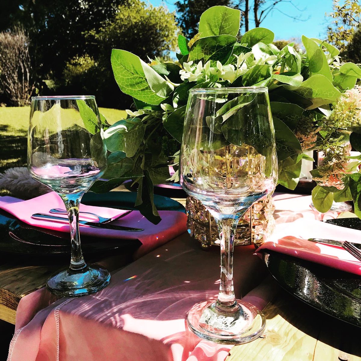 woodaffair's tweet photo. Picnics๐งบ will always be timeless ๐. #intimateseason https://t.co/wA0qHlvQPY