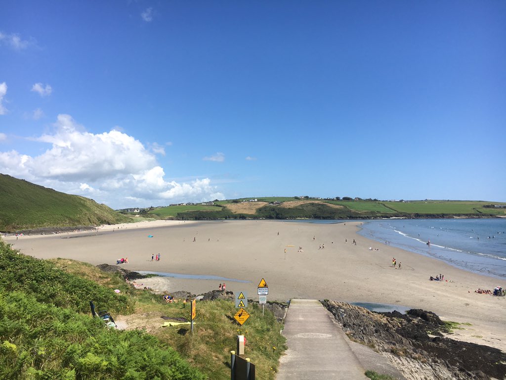 cbbarlow's tweet image. Beach Holiday: Irish Edition @ Inchydoney Beach, West Cork #MakeABreakForIt #staycation