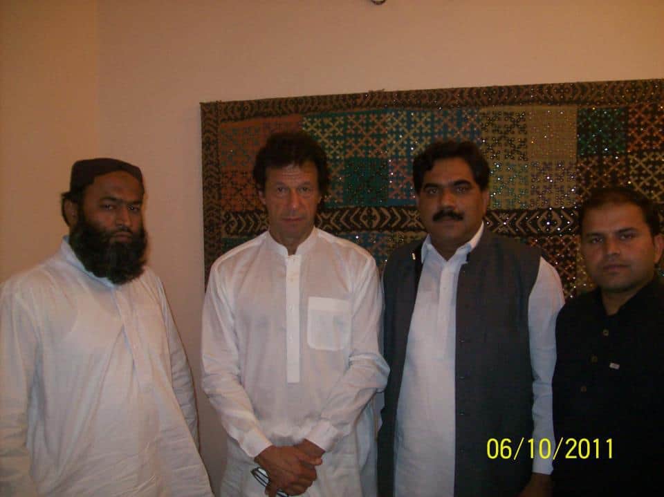 <a href="/DrMuradPTI/">Dr. Murad PTI</a> یہ وہ پی ٹی آئی ورکر ہیں جنہوں نے عمران خان کے لیے جنگ کی اور جب تمھارے جھوٹ کو بےنقاب کیا ہے تو ن لیگی بنا دیا ۔ شرم نام کی کوئی چیز دیکھی ہے کبھی۔