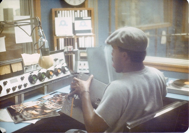 JXDirector's tweet photo. Sunday morning resurrection…back in the day, KMUW-FM
#KMUW #70s #WSU #WichitaStateUniversity #Shockers #NPR #DJ #Radio #Life #Love #Art #Craft #LivingInThePast https://t.co/qrNv4uN6uW