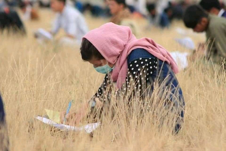 FatimaNazari2's tweet photo. روزی روزگاری میهن پیروز می شود...

جریان امتحان کانکور ولایت دایکندی. https://t.co/VTtLnKnC95