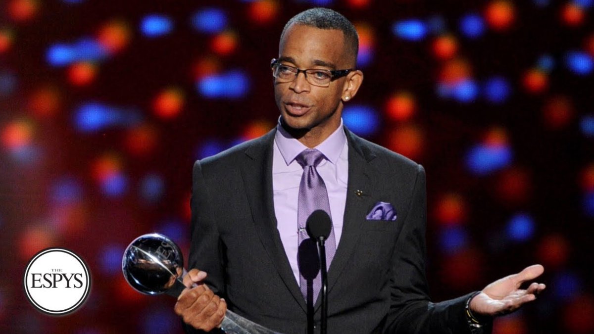 sportingnews's tweet photo. “When you die, it does not mean that you lose to cancer. You beat cancer by how you live, why you live, and the manner in which you live.”

Happy Birthday Stuart Scott. 

The legendary sportscaster would have turned 55 today. https://t.co/ZhHzSNAbwp