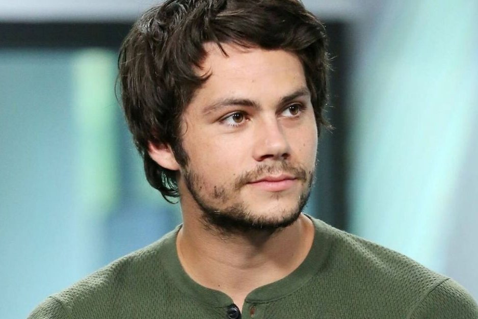 moviedob826's tweet photo. when u touch dylan o'brien https://t.co/eiloKyFYc6