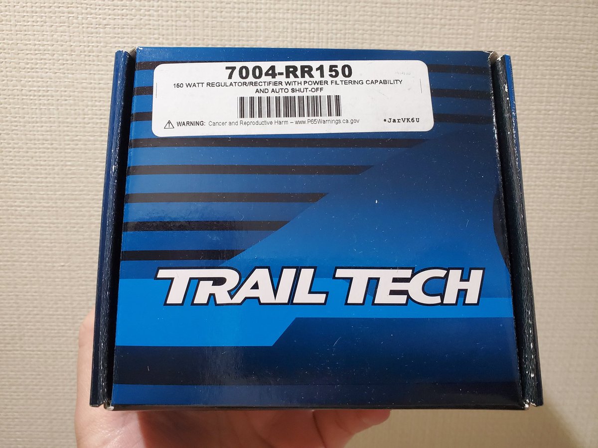karokarotaro's tweet photo. アメリカからXRのレギュレーター届いた。汎用品だけど💦

この時期アメリカから届いてなんだか心配ではある。別の意味で😧

#XR600R #PE04 #TRAILTECH https://t.co/uuzTsxxgiV