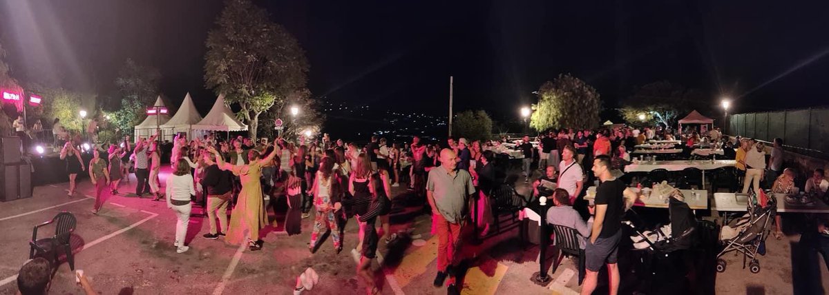 AnaisTosel's tweet photo. C’est un week-end de festivités et de traditions qui s’achève à #falicon ! Le concours de Pétanque, la messe dédiée à Notre Dame du Mont Carmel et le festin... Événement réussi pour le comité des fêtes ! 🥳 

Un juste équilibre entre tradition et animation. Notre village vit ! https://t.co/fg2YBJvcbj