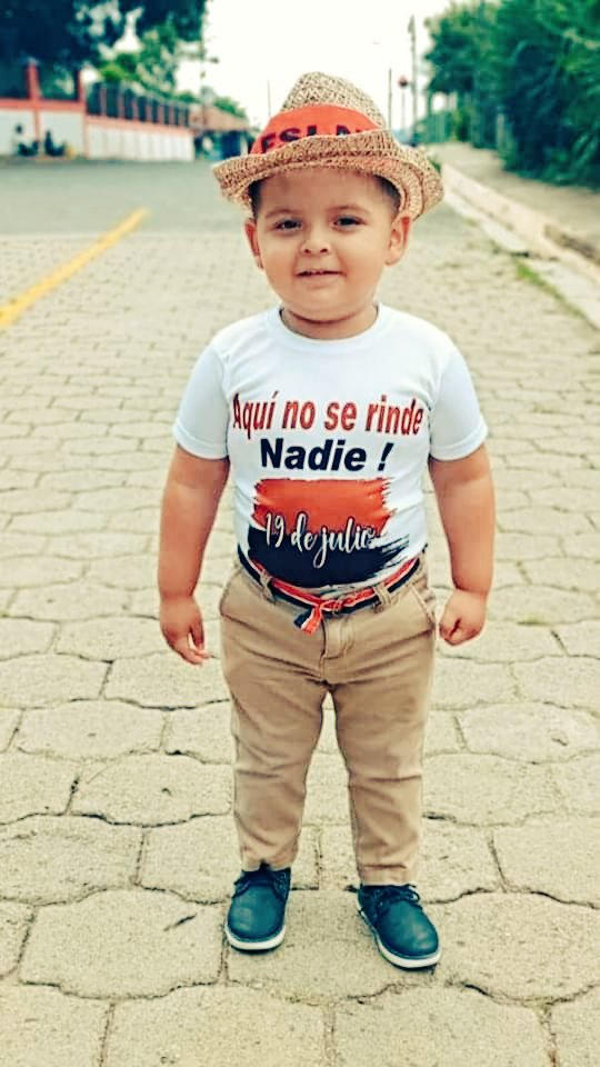 #41JulioEnVictorias | Los niños y niñas Sandinistas celebran el 41 Aniversario de la Revolución Popular Sandinista!!!

#VencemosVenceremos

EL PUEBLO NO SE DETIENE!!!
❤️🖤❤️🖤❤️🖤❤️🖤❤️🖤❤️🖤