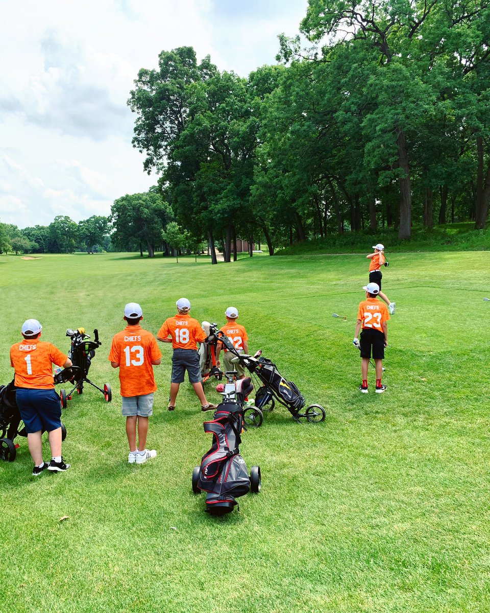 kmccgolf's tweet photo. Good luck to our @PGAjrLeague League team as they tee it up at KMCC today!

#pgajrleague #golf #pga https://t.co/cKKGLTo55i
