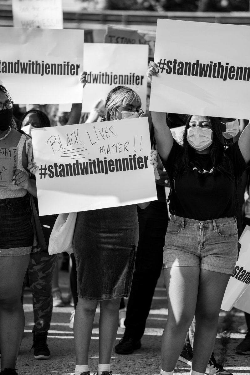 StretchMyBandz's tweet photo. #StandWithJennifer ✊🏽❤️🖤💚 https://t.co/69El4JXP4w