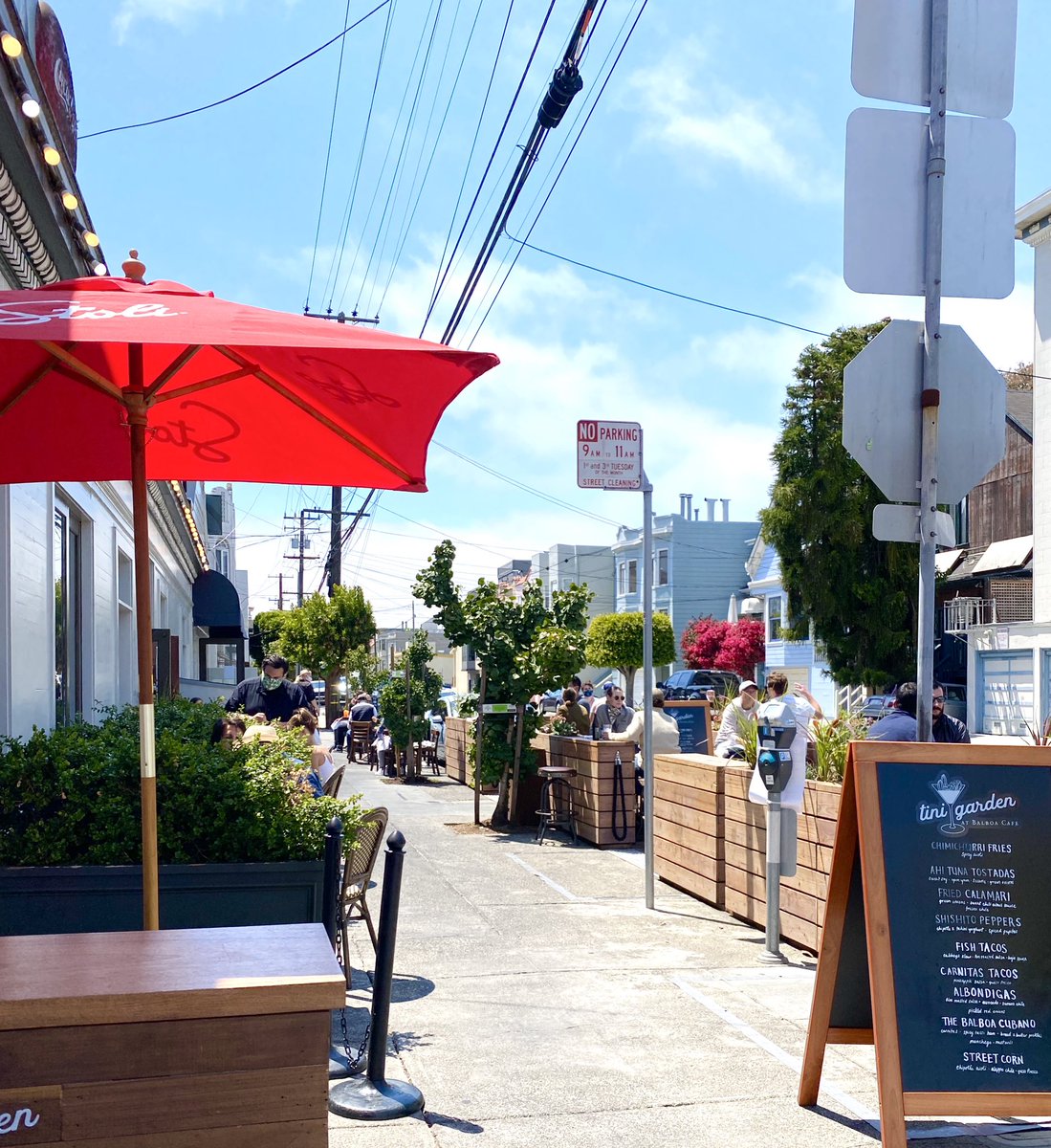vaskiniris's tweet photo. “SF IS OPEN FOR BUSINESS!”

Excited to see our merchant corridors coming back to life! Thank you to all the restaurants offering outdoor dining and taking advantage of the shared space program! Here’s a thorough list from our friends at @FunCheapSF ! https://t.co/TFDz4DtrWY