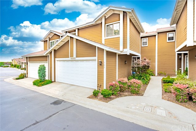 ArtsyHomeHunter's tweet photo. Interested in this property? Contact me to see it in person! #homesforsale  https://t.co/LQzVHhOBiH  Amber Skoien | BRE#02072269 https://t.co/xDyAcgWsvB