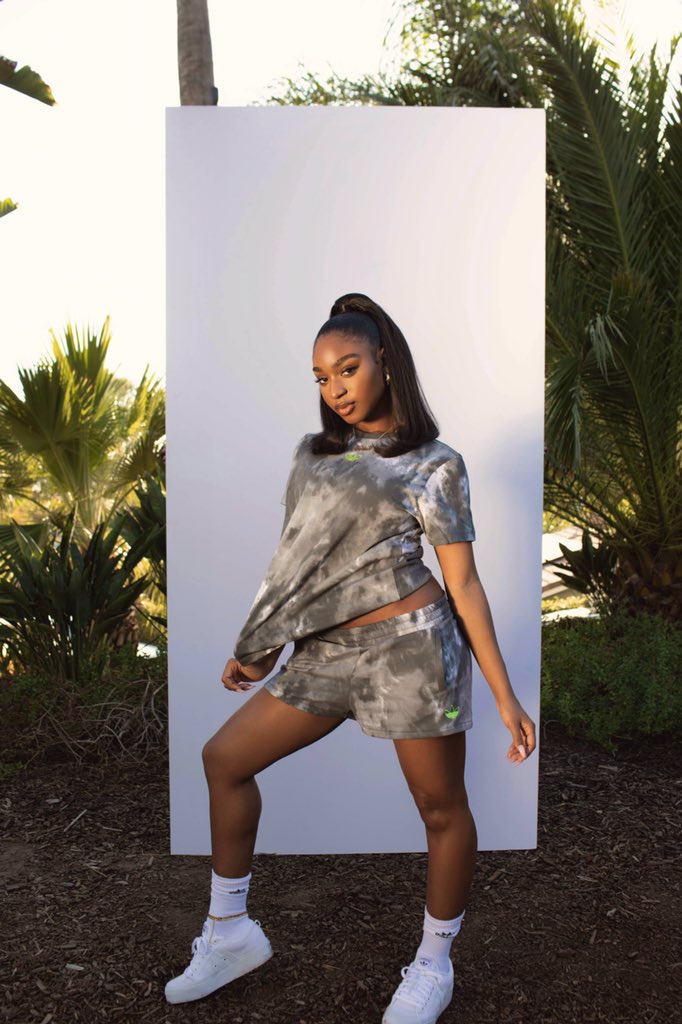 NormaniUpdate's tweet photo. Normani.. ❄️🔥 https://t.co/Fb3tSlXM8V