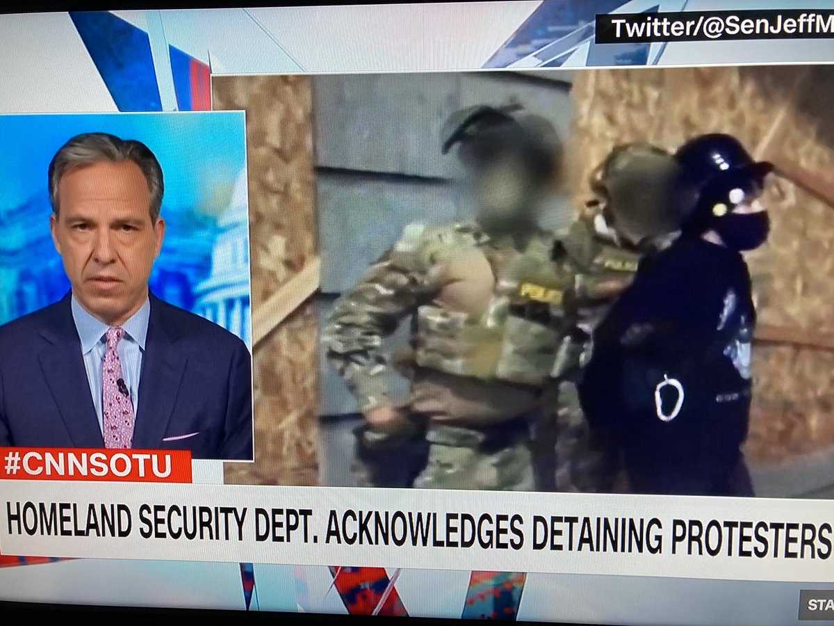 CNN is blurring the faces of secret police and not the faces of the people they’re kidnapping. What the fuck