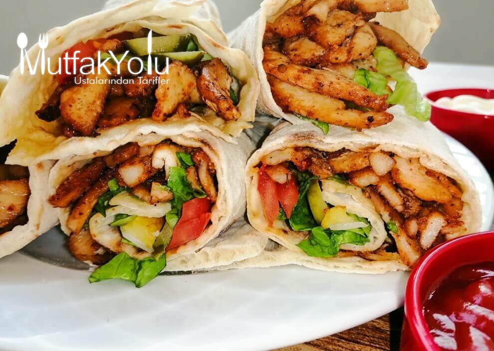 MutfakYolu's tweet photo. Tadı Nefis Evde Pratik Tavuk Döner Tarifi

https://t.co/taBYvpsaZH https://t.co/ucsUV1cVXY