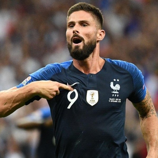 Remontada21000's tweet photo. On va mettre tout le monde d'accord 
Votre préférence ?

Benzema 🔃                           Giroud ❤ https://t.co/i4g3XvyBrZ