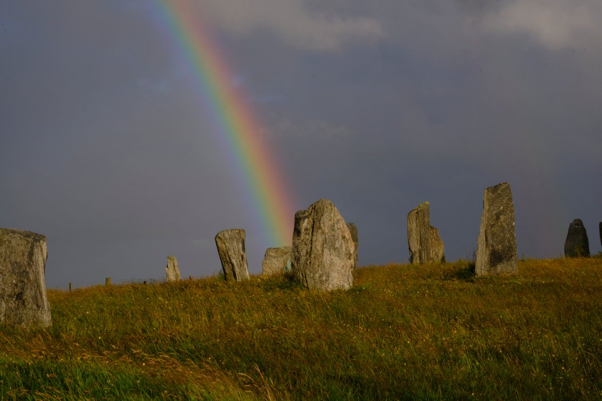 CallanishDD's tweet image. Another of the lovely rainbow at Callanish I followed home from Dalbeg yesterday. 🙂🌈 
#rainbow #Callanish #OuterHebrides #Scotland #StormHour @IslesWeather