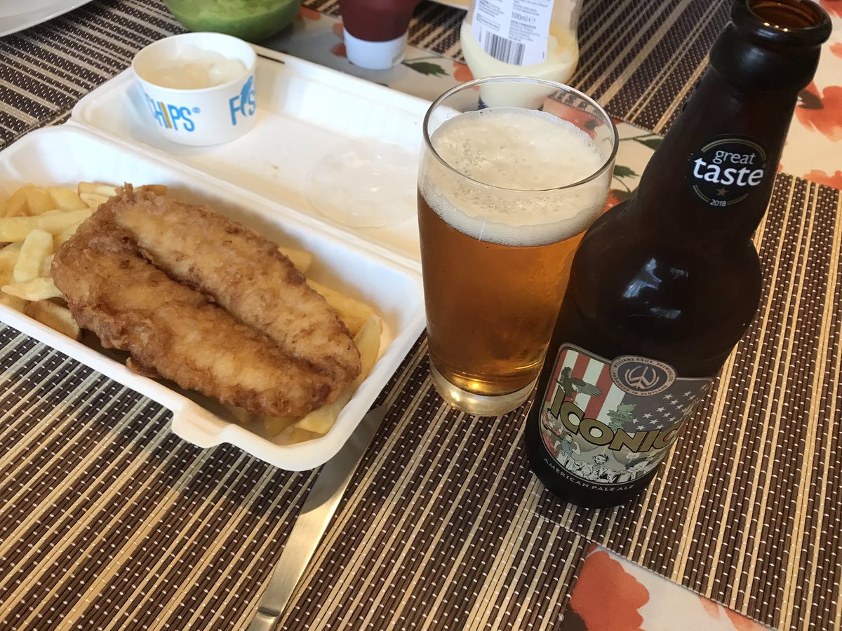 GallowayNeil's tweet photo. Cracking day up on the Angus mountains and a nice way to finish it off with fish suppers from @quaysidegourdon & some nice chilled Iconic by @Williamsbrewery Scotland at its best! #hillwalking #fishsuppers #beer https://t.co/WwoP38W2BS