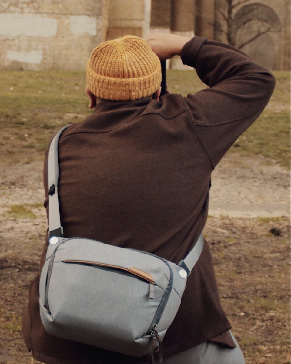 irwinrojas_'s tweet photo. Peak Design “Everyday Sling” is that perfect auxiliary for any filmmaker/photographers. Compact to fit your gear for a minimalistic, on-the-go shoot. 

Order yours at: https://t.co/2SeQi9Vj2i 

#peakdesign #everydaysling #moment #filmphotography #filmmaker #filmcommunity https://t.co/LosdFxOxfE