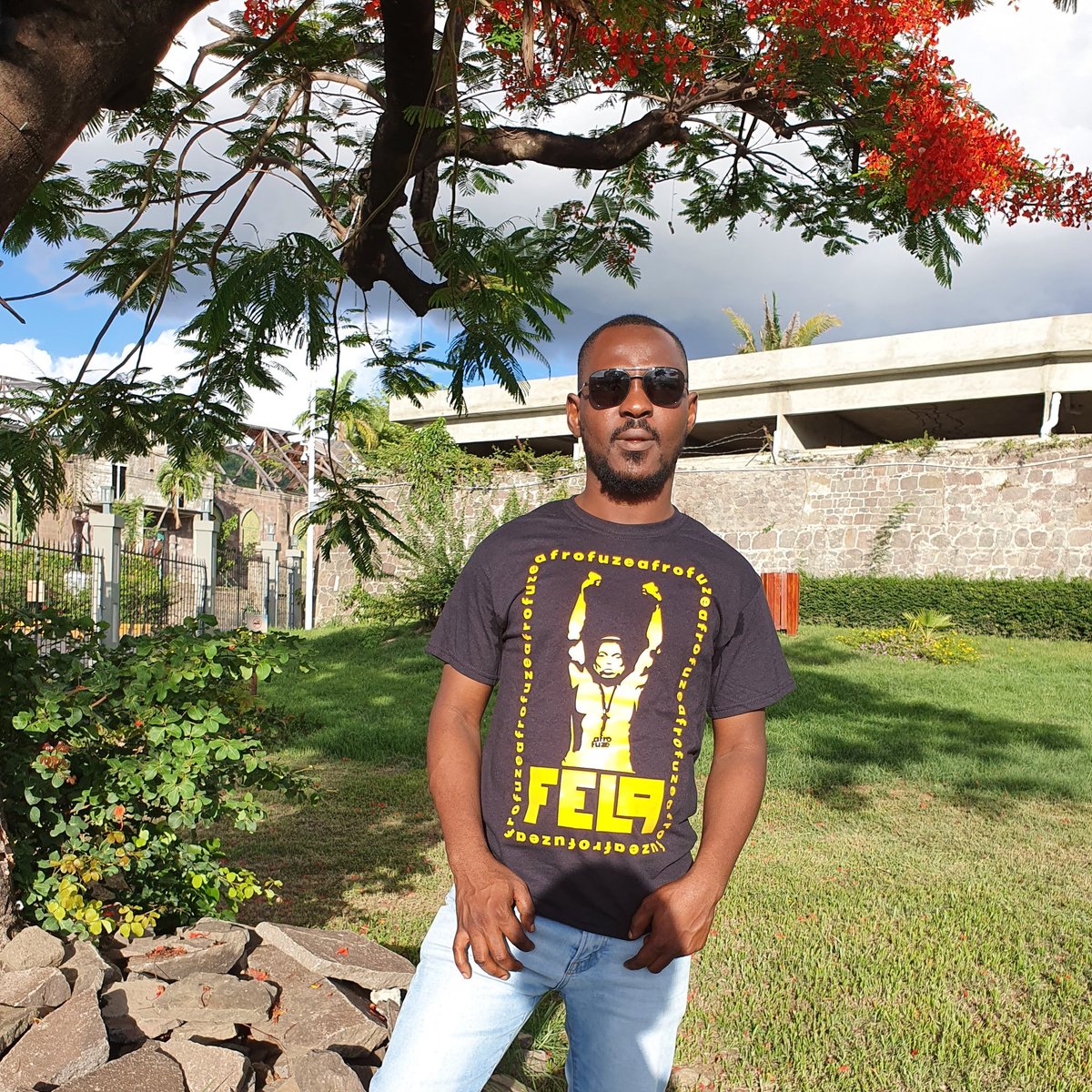 OludeleLeke's tweet photo. #NewProfilePic #AfroFuze #SummerStarted #Fela https://t.co/lNBQjcVKP9
