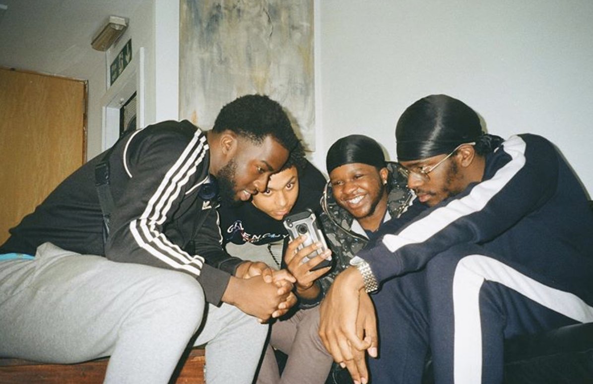 rnsmwrld's tweet photo. Me and my guyz up all night, tryna make a move🎲 #RNSM https://t.co/ZzPP0FFrE2