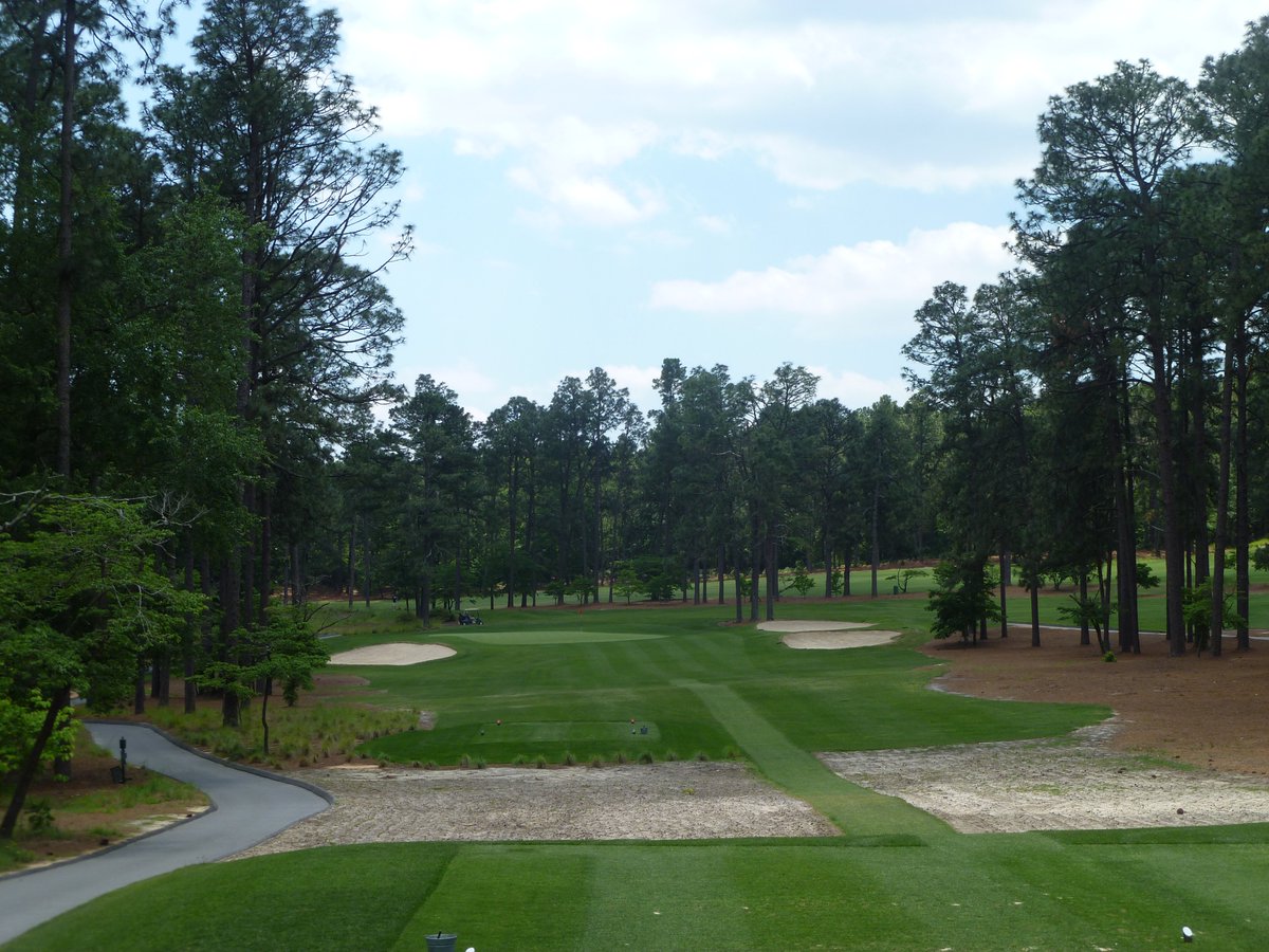 GolfCourseGurus's tweet photo. How much more pure does Mid Pines look post renovation?  Below are the 11th and 13th holes; once from my 2011 visit and then again in 2020.  @PineNeedlesGolf https://t.co/mJ9djYnKRB