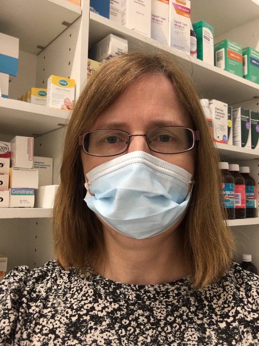 annedav1's tweet photo. #PharmacistsInAction #the_pda Another day in community pharmacy. https://t.co/LtWzDvUNQL