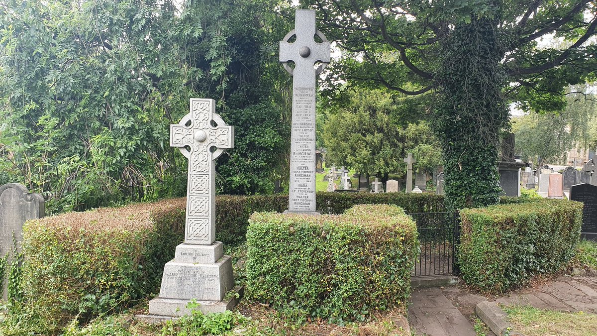 JesmondCemetery's tweet photo. Busy morning in Jesmond Old Cemetery.... now for a well deserved pint!! https://t.co/4h7GD2lECv