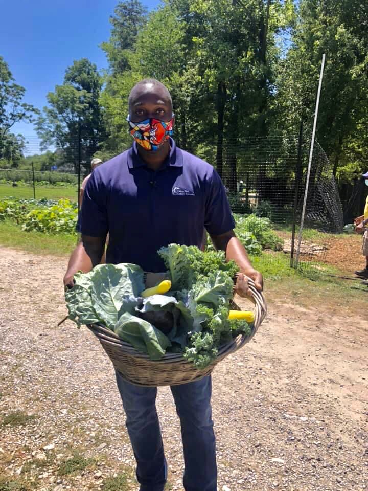 CEI_111's tweet photo. Thank you @HoCoGovExec for your support in enabling us to purchase #FreetownFarm and growing it into an innovative community center. We hope you enjoyed the tour of the farm! https://t.co/KZwwrPjW1D